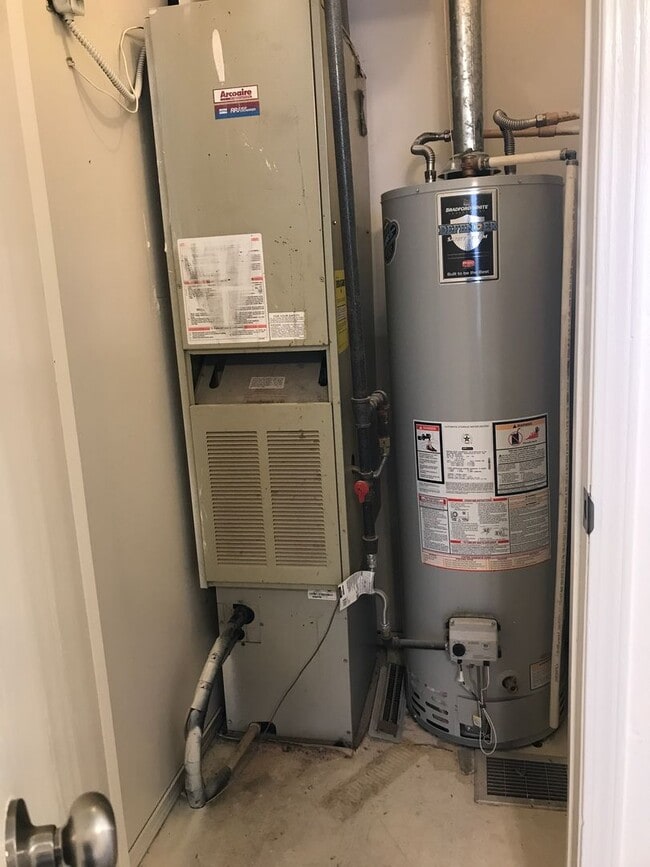 Photo - 1500 W Rainey St Unidad B