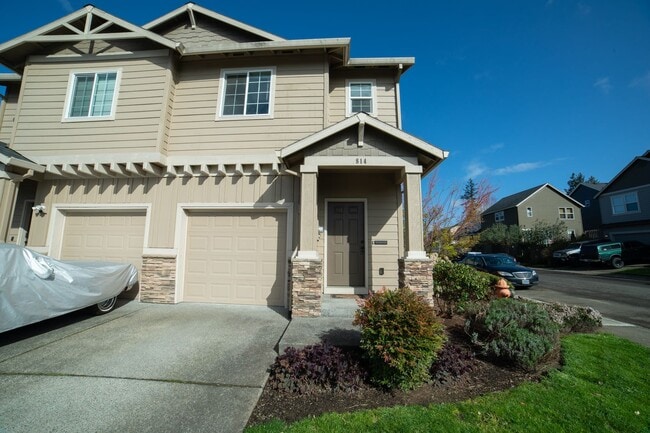 Photo - Newer Construction Townhome in Canby