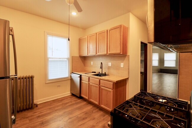 Photo - 3807 N Narragansett Ave