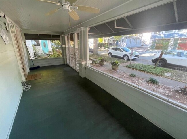 Photo - 1231 Highland St N