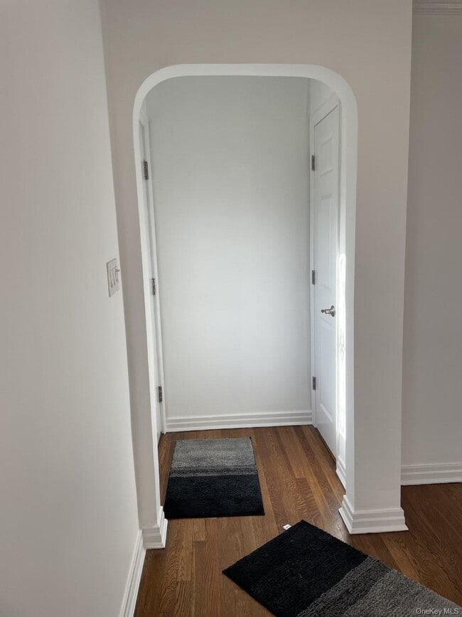 Photo - 1016 Oaks Dr