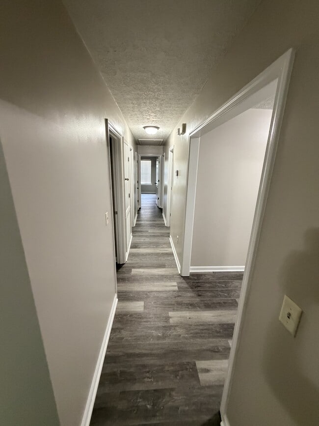 Photo - 207 Murfee Dr