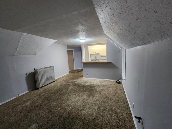 Photo - 460 Rose Ln NE