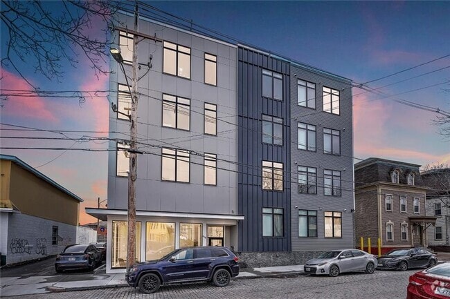Building Photo - 468 W Fountain St Unit 304 Rental