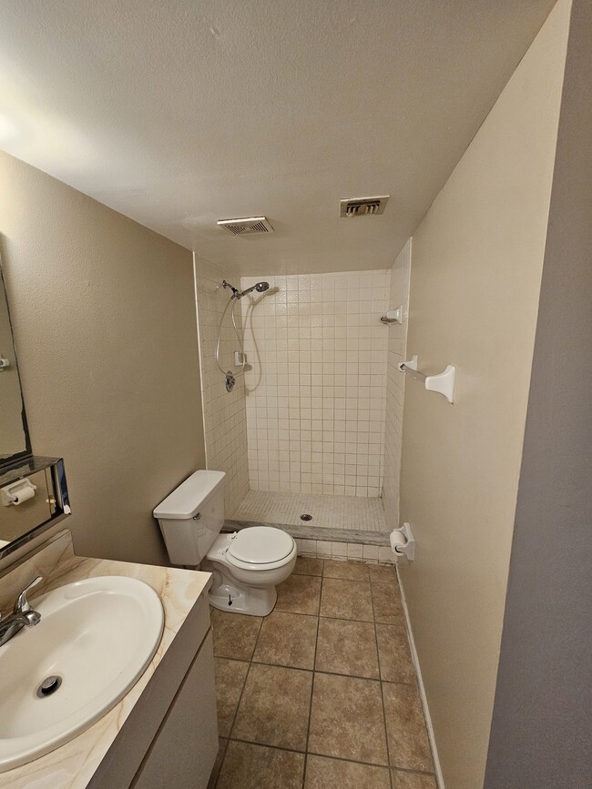 Photo - 8225 Fairways Cir