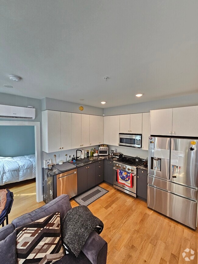 Building Photo - 281 Central Ave Unit 3B Rental