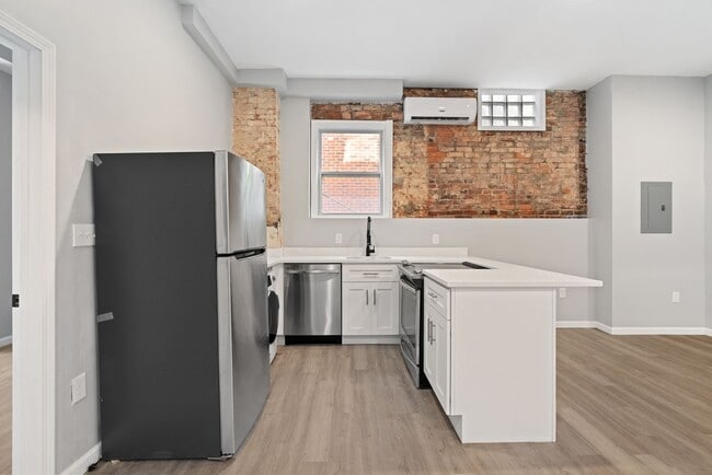 Photo - 928 Morningside Ave Unit 1