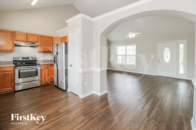 422 Twin Valley Dr