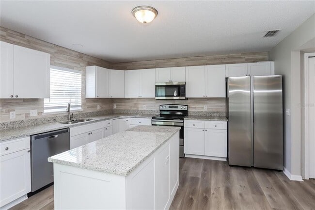 Photo - 8097 Settlers Creek Cir