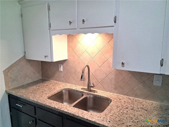 Photo - 418 Cottonwood Dr