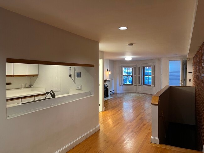 Photo - 28 Appleton St Unit 1