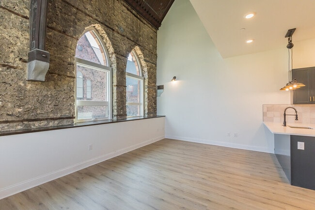 Photo - 141 Krams Ave