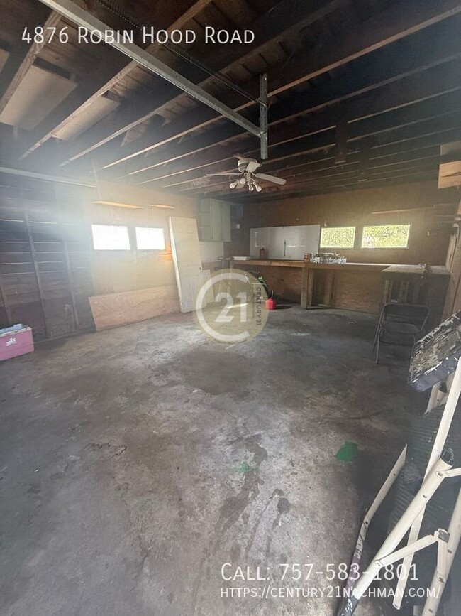 Photo - 4876 Robin Hood Rd