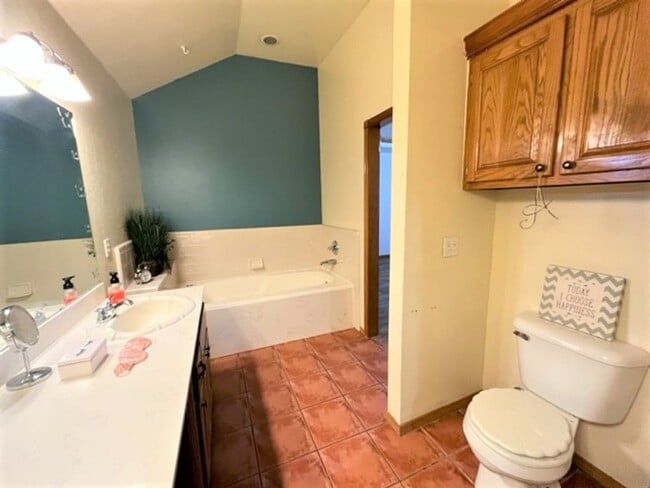 Photo - 8104 Eagle Cir