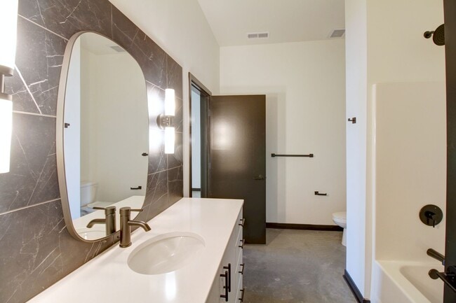 Photo - Thirty Seven West Farnam