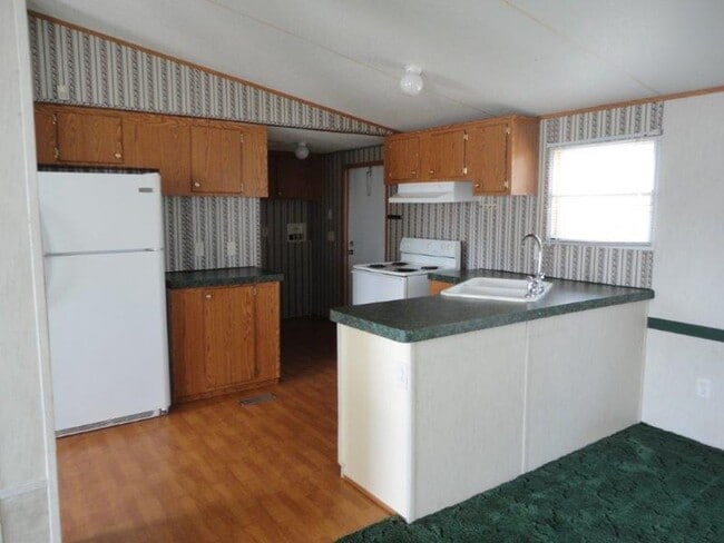 68 Private Rd 1709