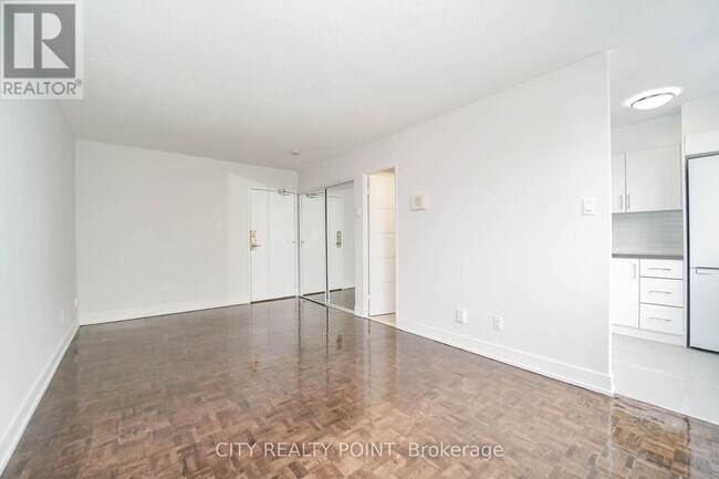 Photo - 33 Isabella St Unité 713