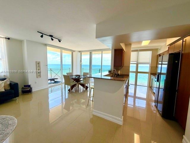 Photo - 2080 S Ocean Dr Unidad 1512
