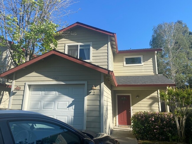 Building Photo - 563 Morgan Dr Unit 563 Morgan Drive #2