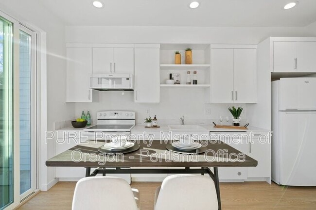 Photo - 725 SE 78th Ave