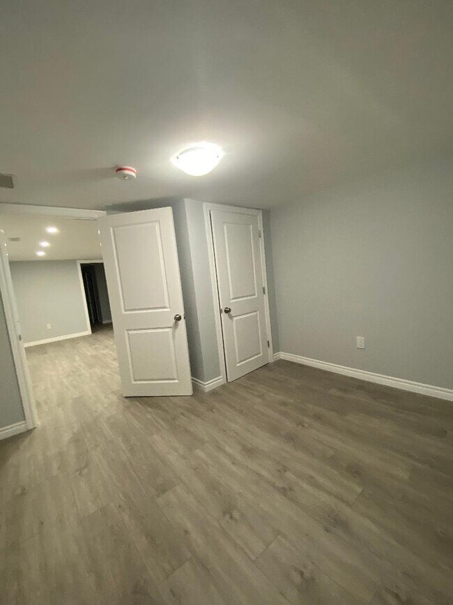 Photo - 25 Broadleaf Pl Unit Basement Apartment