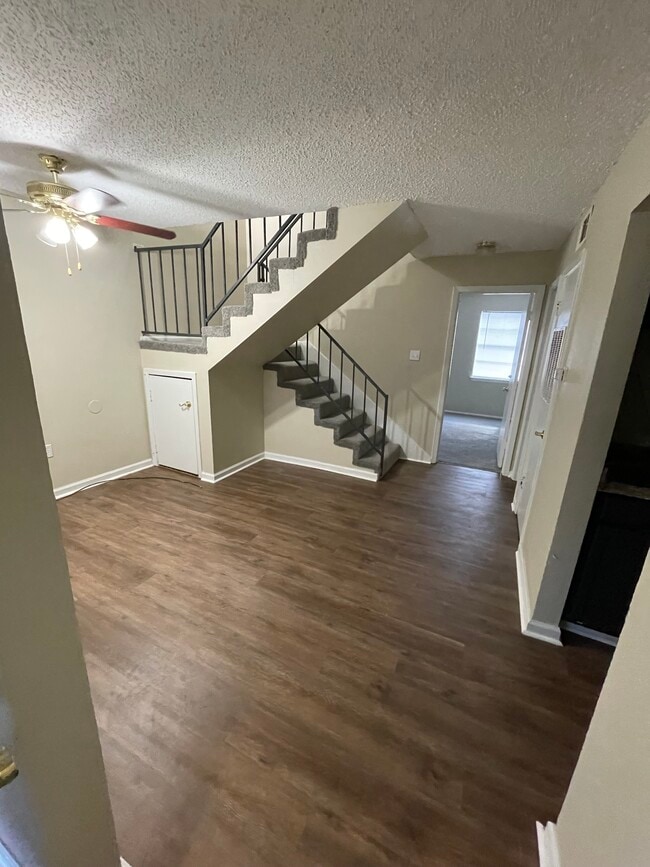 Acadian Place Apartments