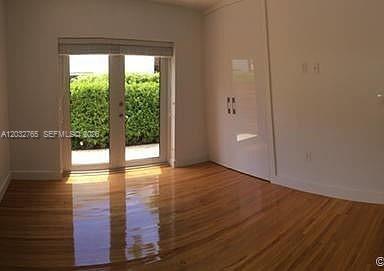3 Farrey Ln