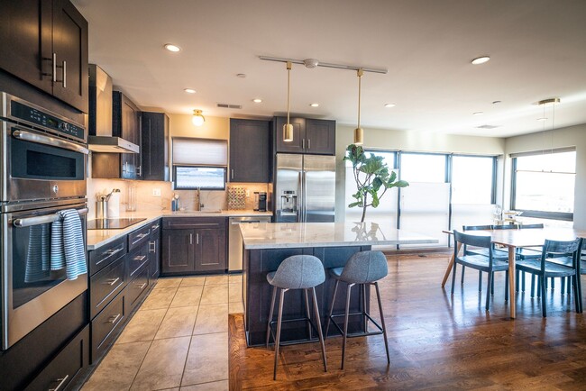 Photo - 4 bed / 4.5 bath flat in South Plaza overl... Apartment Unit GrandA5017 - 1 (lower)