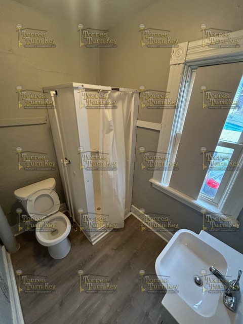 Photo - 80 Harvest St