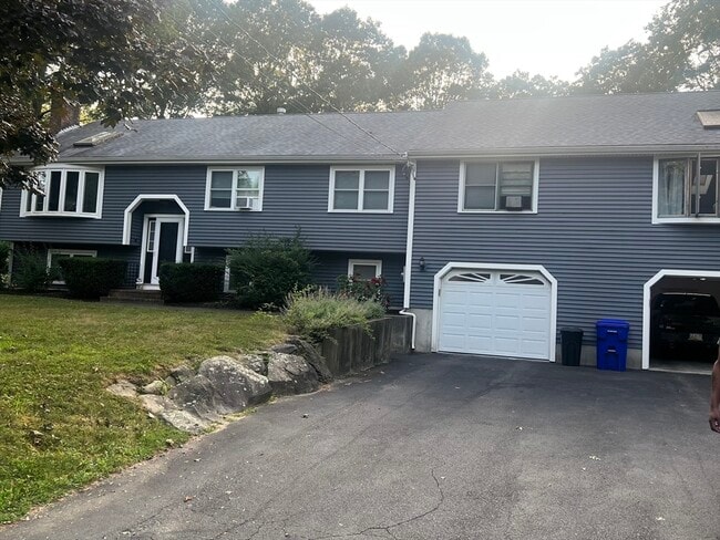 Building Photo - 207 Silverwood Dr Unit 2