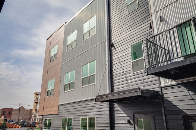 Photo - 3329 Nicollet Ave