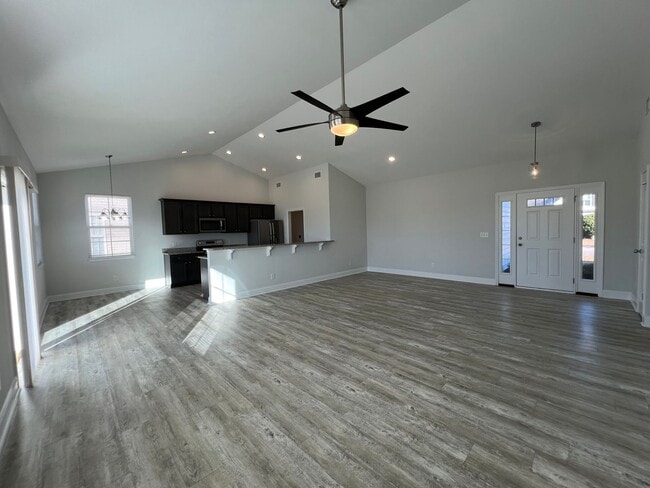 Photo - Conway - 3 Bedroom / 2 Bathroom House