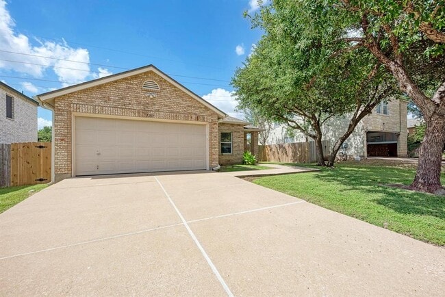 Building Photo - 1201 Sheltie Ln