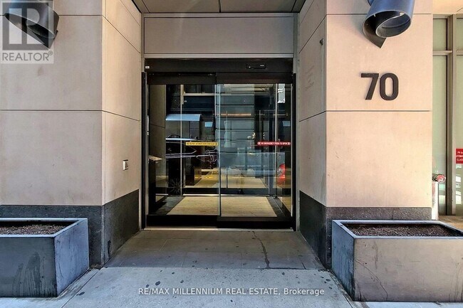 Photo - 70 Temperance St Unité 5101