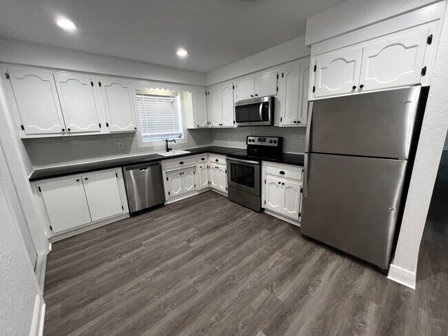 Photo - Beautiful Hollywood Home