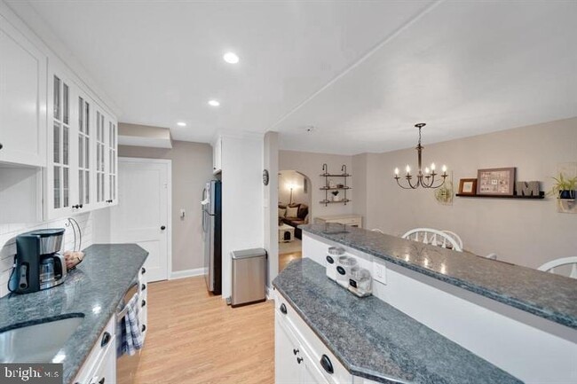 Photo - 1660 Aberdeen Rd