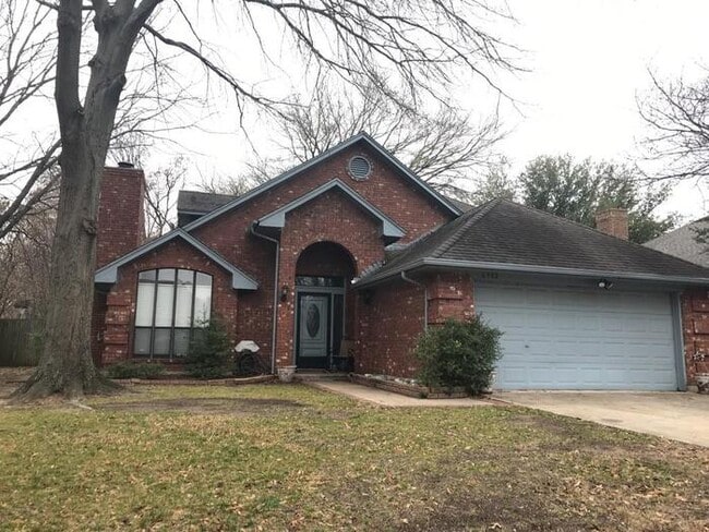 Building Photo - 6302 Meadowmere Ln