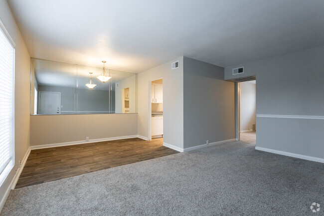 Interior Photo - The Park at Leyton Rental