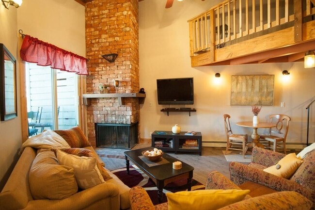 Photo - Long Term Rental- Treehouse Condos 302C