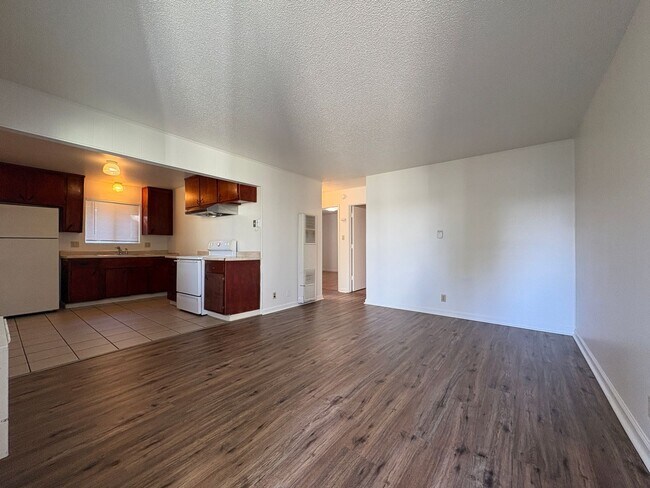 Photo - 704-706 San Miguel Ave Unidad 704