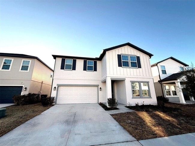 Photo - 2066 Derwent Dr