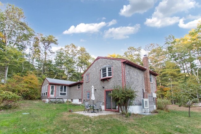 Photo - 211 Clark Rd
