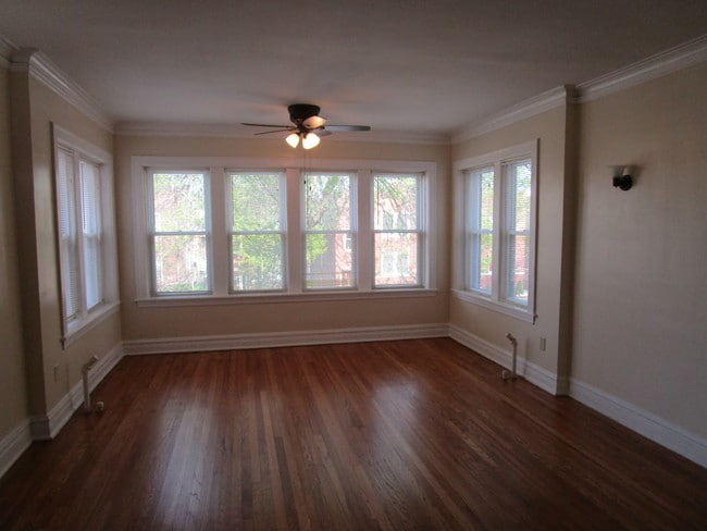Building Photo - 3346 N Springfield Ave Unit 3 Rental