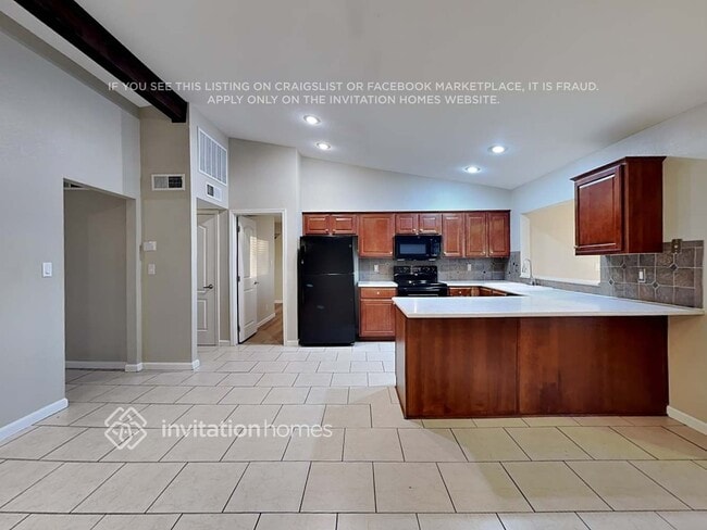 Photo - 2412 S Cottonwood Dr