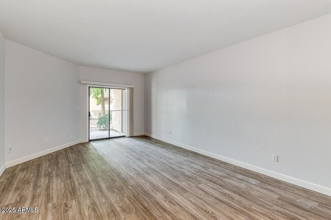 Photo - 1287 N Alma School Rd