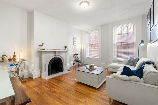 Photo - 62 W Cedar St Unit 1