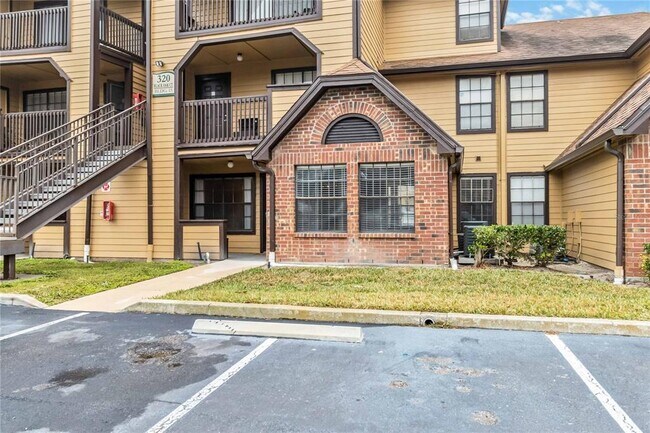 Photo - 320 Black Oak Ct Unidad 107