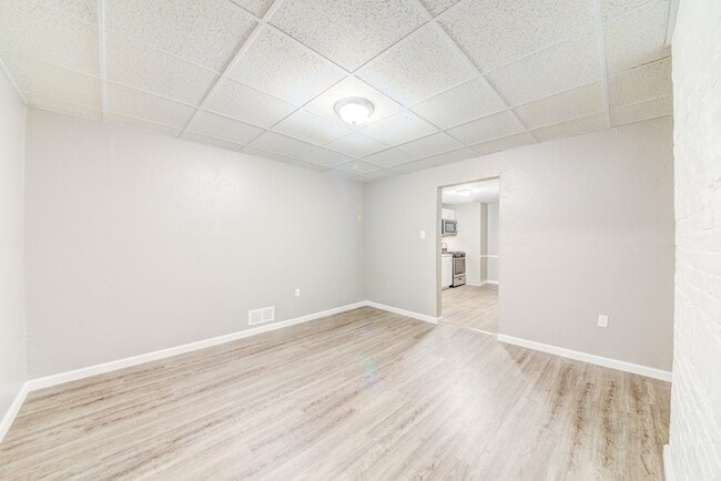 Building Photo - 52 Ruth St Unit Apt 3