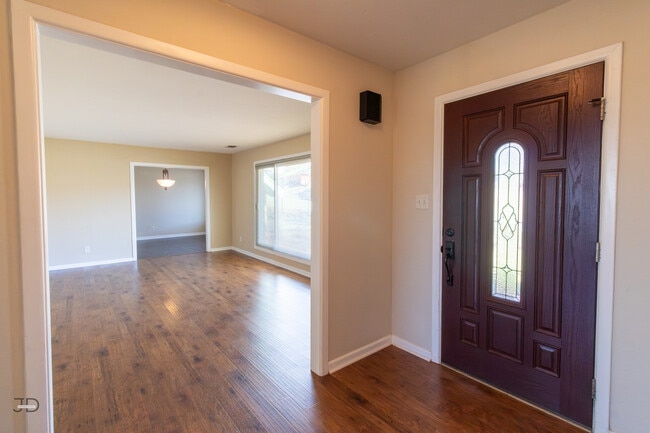 Photo - 4306 Briar Cliff Dr