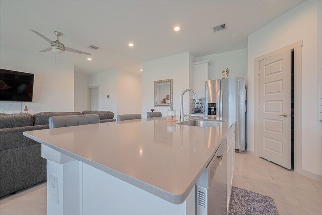 Photo - 28910 Yachting Pt Ct